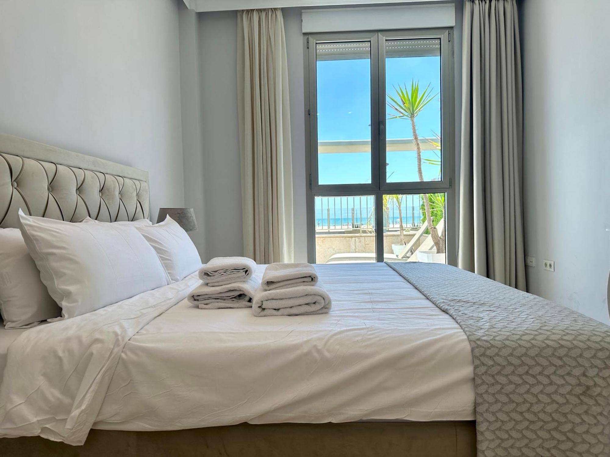 Reinapart Patacona Beachfront Seaview Valencia Exterior foto
